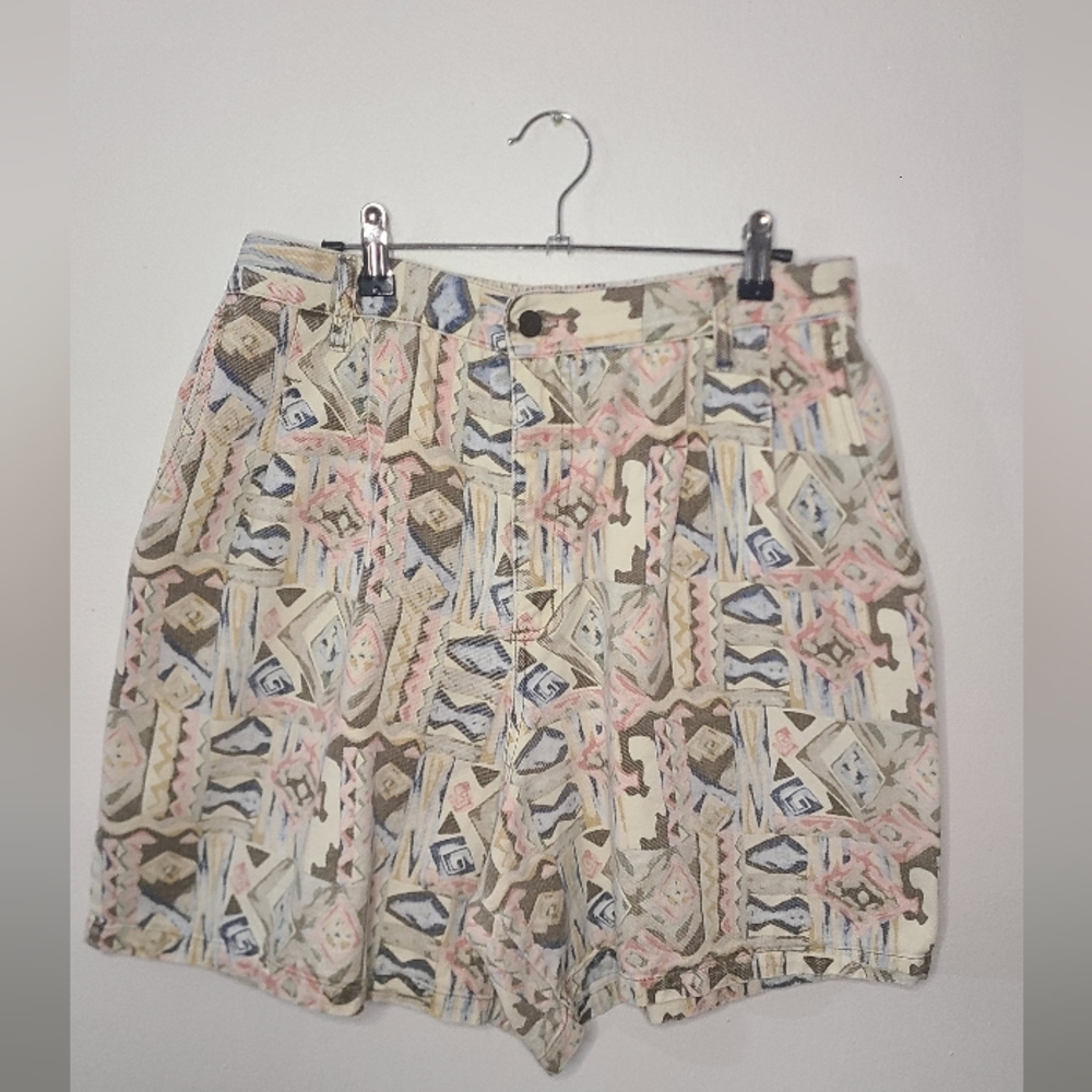 Stampede Vintage Highwaisted Abstract Patterned Shorts Size 16 Made In U.S.A.